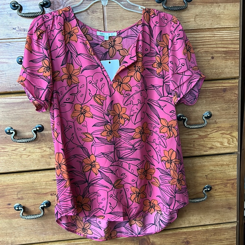 Short Sleeve Pink Orange Floral Hi Low Blouse NWT